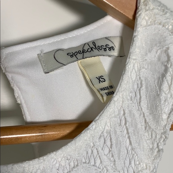 Speechless White Lace/Blue Floral Dress - Picture 6 of 6